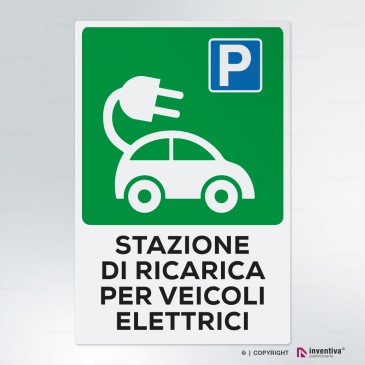 Cartello multi-materiale: parcheggio veicoli elettrici