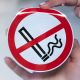 Adesivi vietato  fumare: incollato da interno