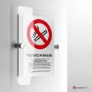Cartello Plex: Vietato fumare con legge.