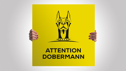 Cartello attenti al cane Dobermann